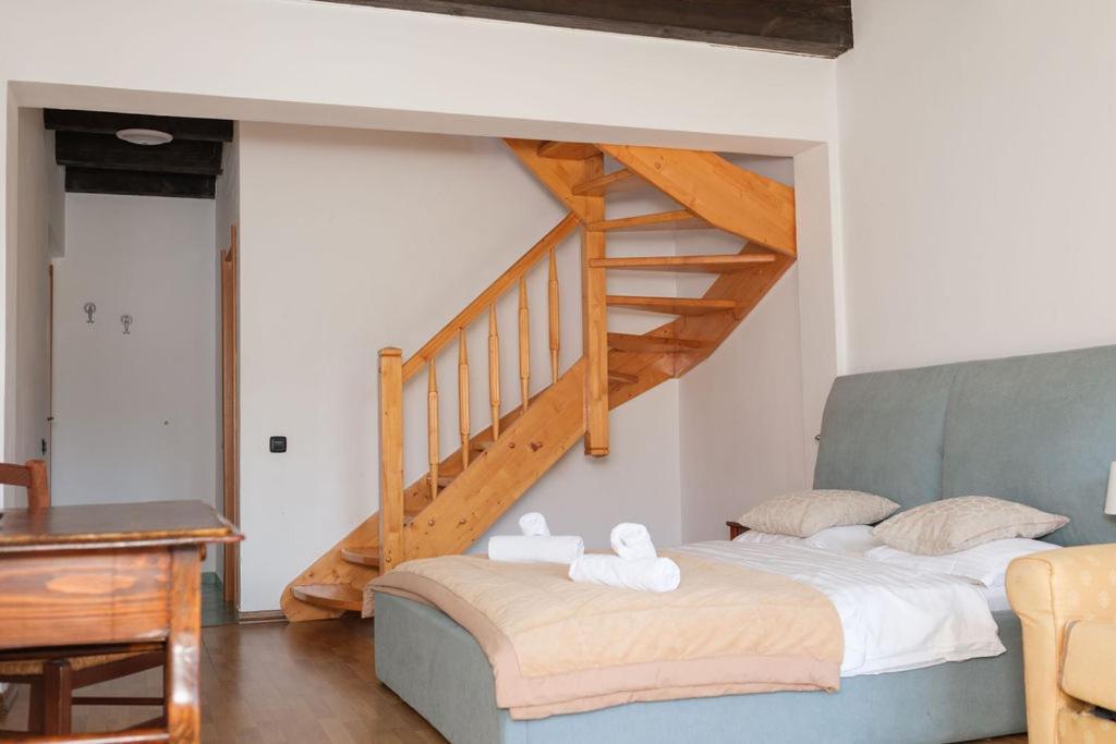 Pensiunea La Maison 브란 외부 사진